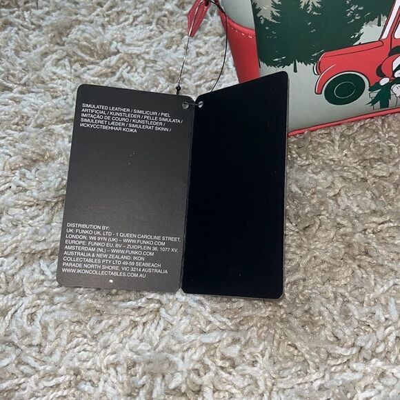 NWT Loungefly Mickey Minnie Cosmetic Bag Winter Holiday Christmas Tree Pickup Tr - Picture 5 of 14